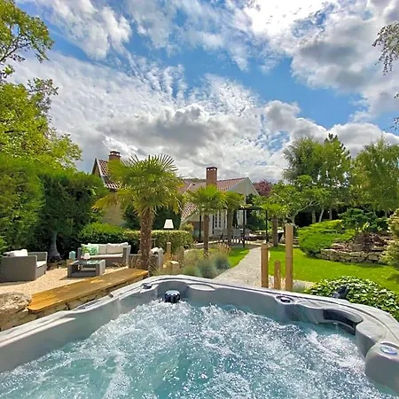 La Maison De Manolie Bed & Breakfast
