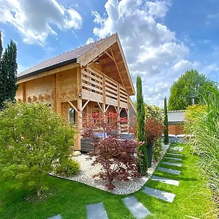 La Maison De Manolie 4* Courcelles-Sapicourt