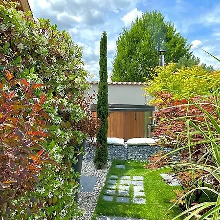 La Maison De Manolie Bed & Breakfast Courcelles-Sapicourt